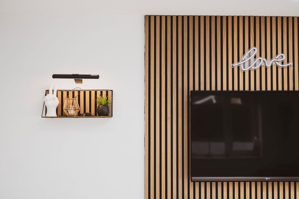 Property photo 2 of 36