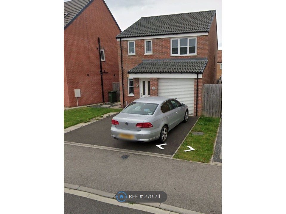 Property photo 2 of 21 House Outside Front View