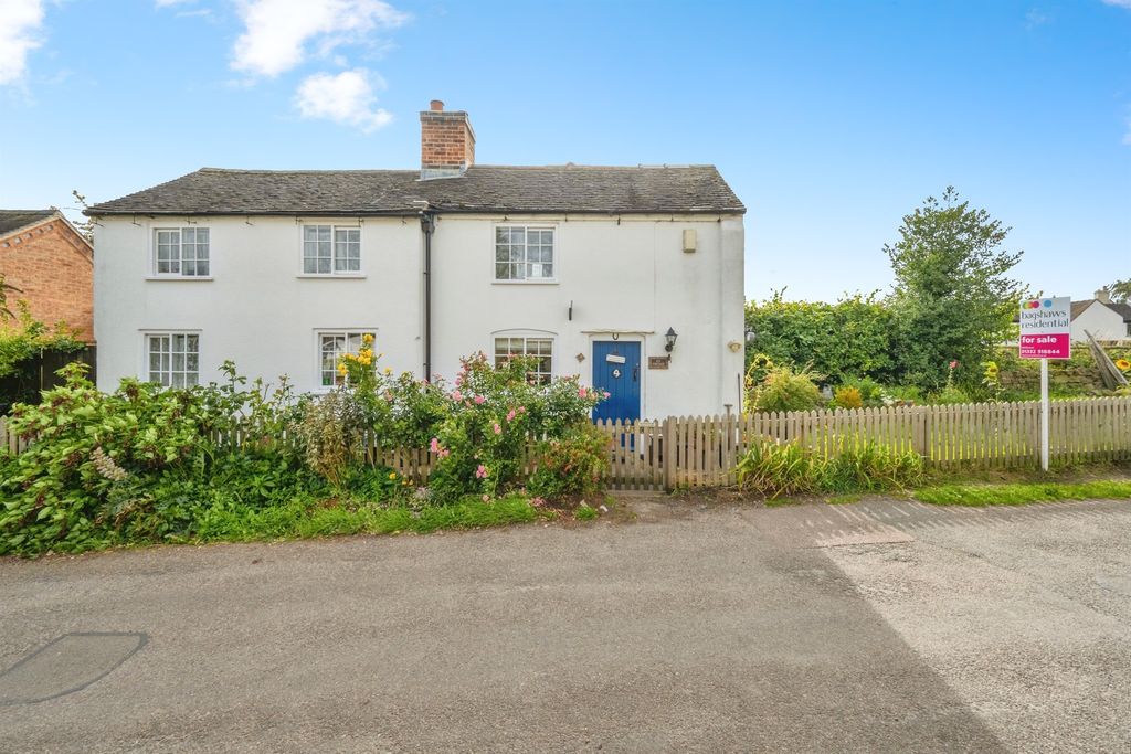Property photo 1 of 17 External