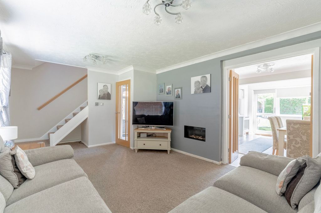 Property photo 3 of 18