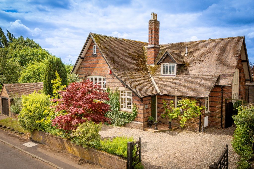 Property photo 1 of 38 5021341