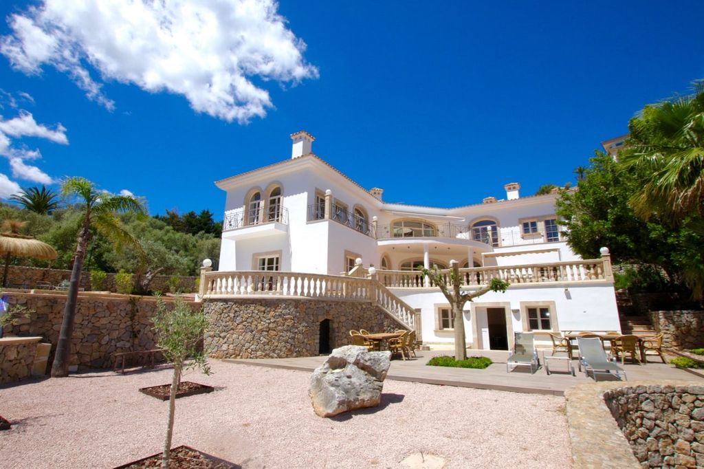 Property photo 1 of 39 81315-P001-Min.Jpg