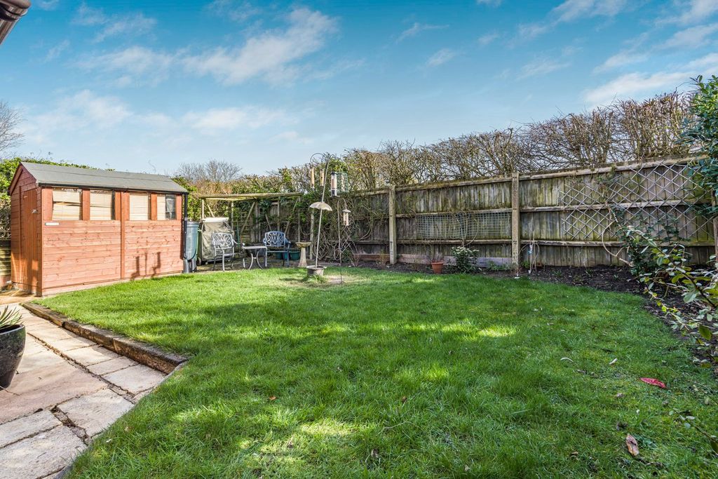 Property photo 3 of 24