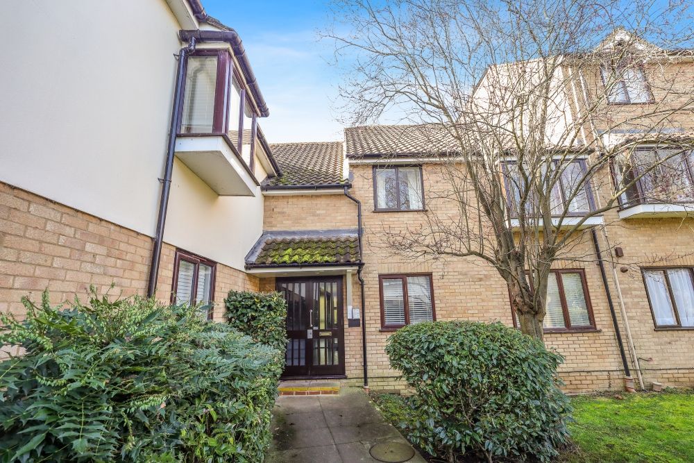 Property photo 2 of 21