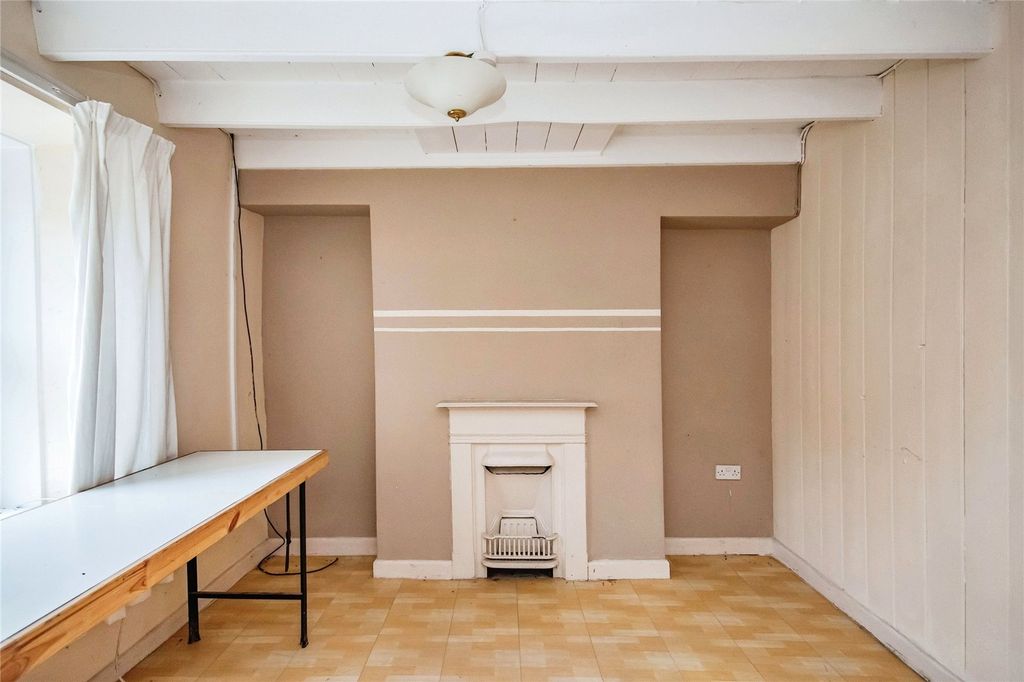 Property photo 2 of 19 Picture No. 09