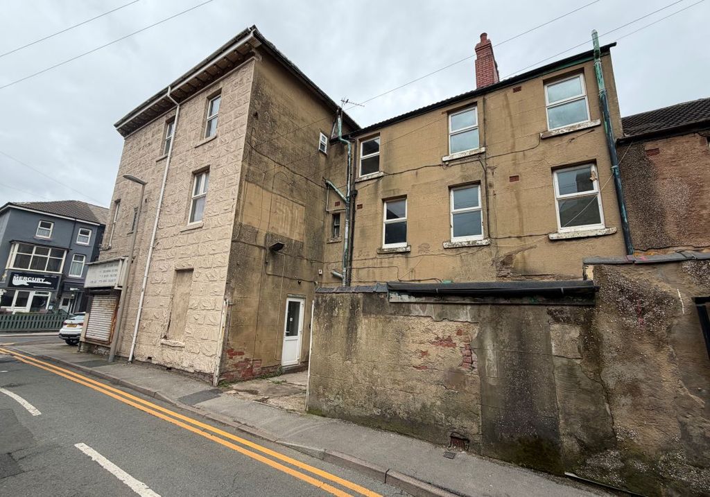 Property photo 1 of 1