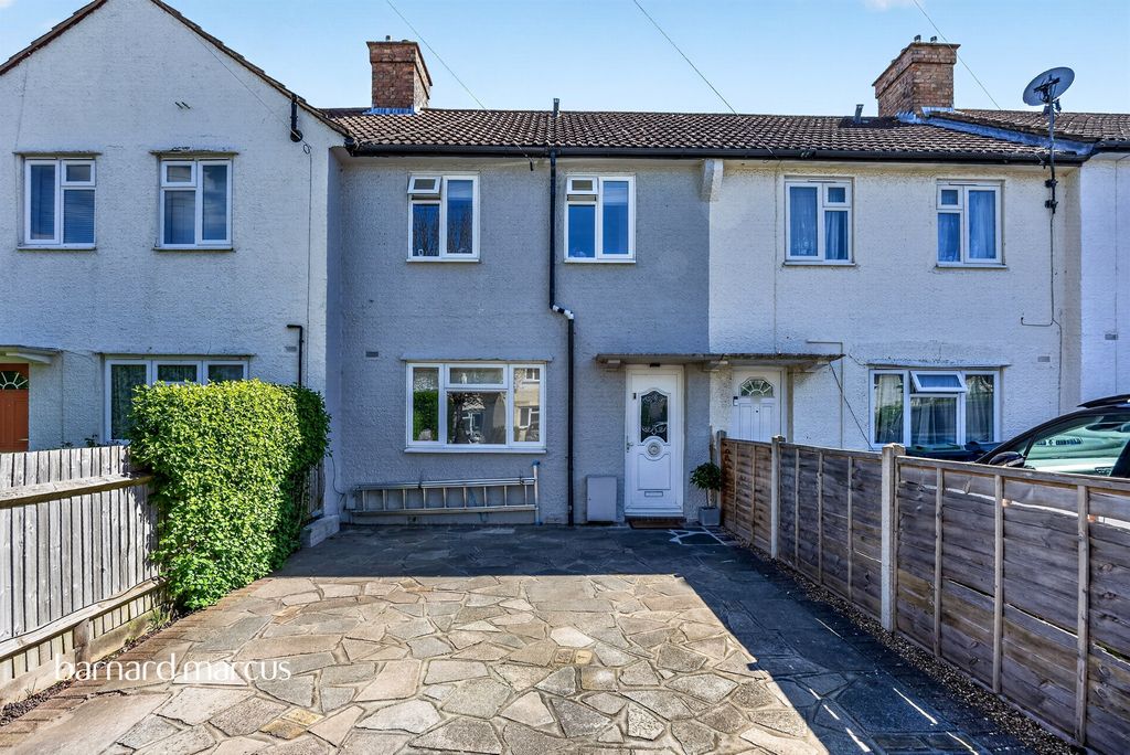 Property photo 2 of 29