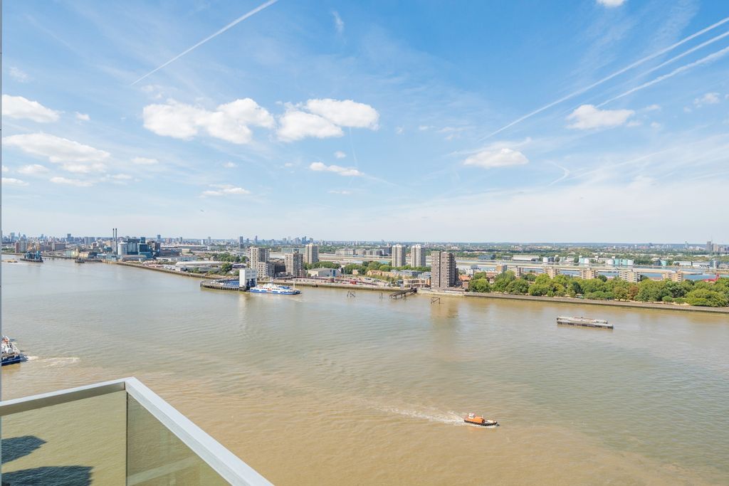 Property photo 3 of 22 11-6A79dc42582Fc-...