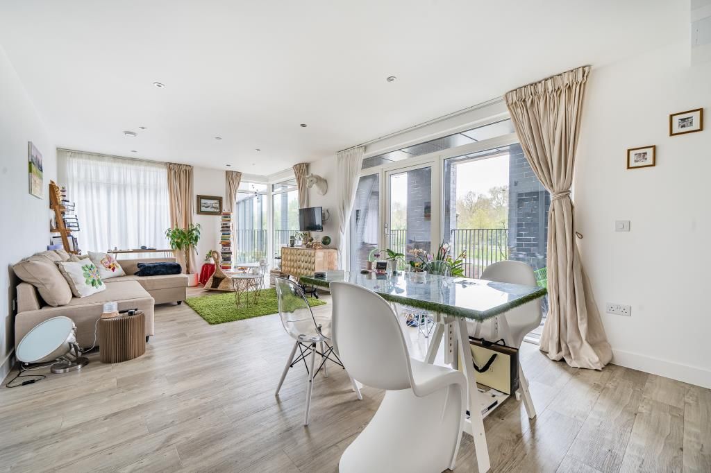 Property photo 3 of 11 Reception Room