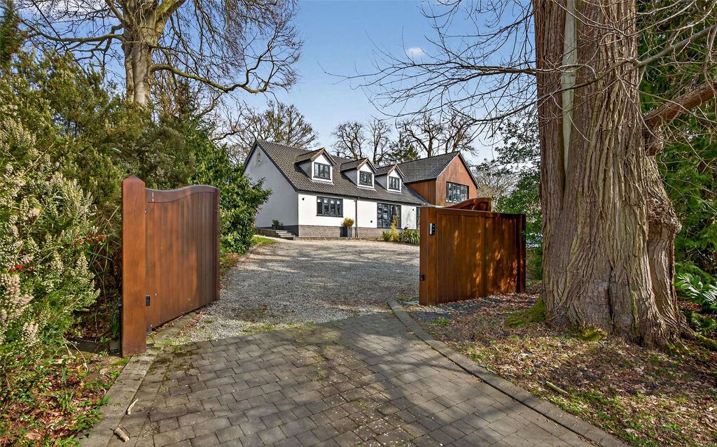 Property photo 1 of 28 Exterior