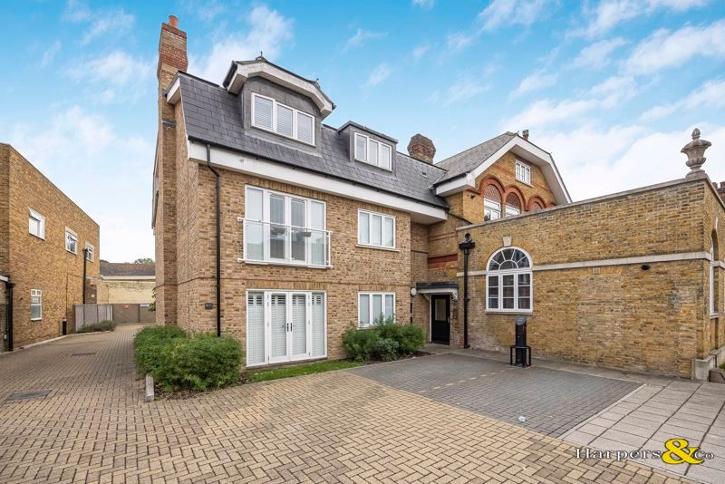 Property photo 1 of 13 Photo 14