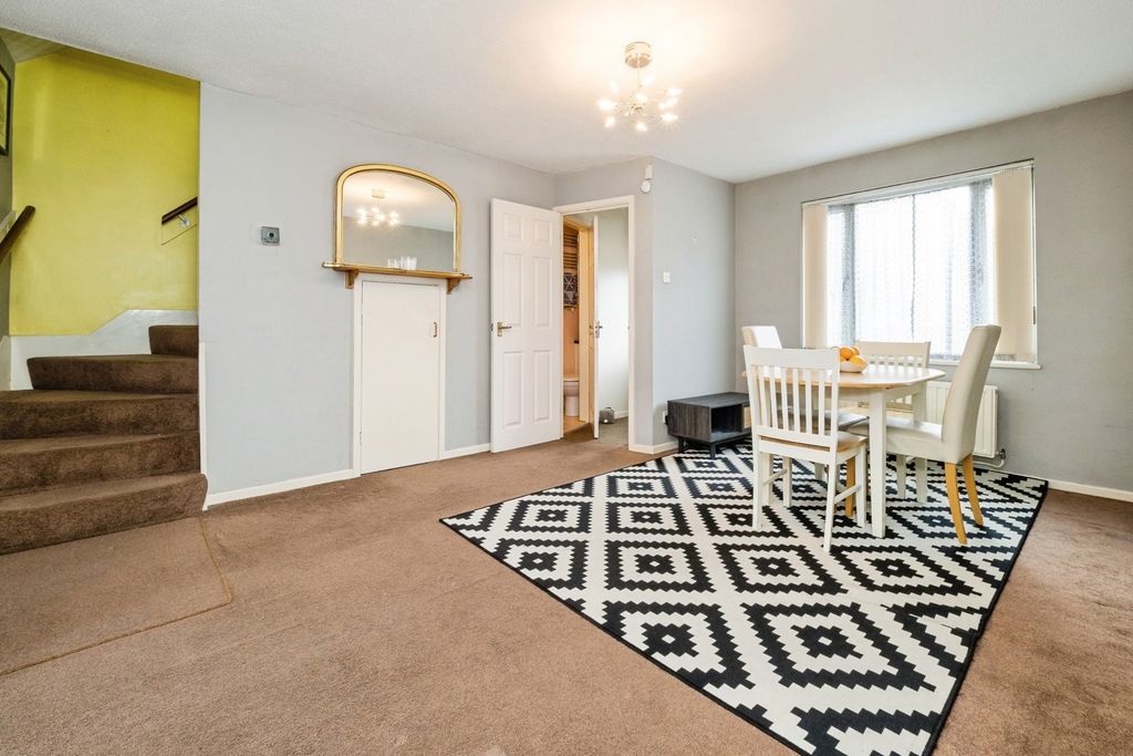 Property photo 2 of 18 Pbox-Img.Jpg