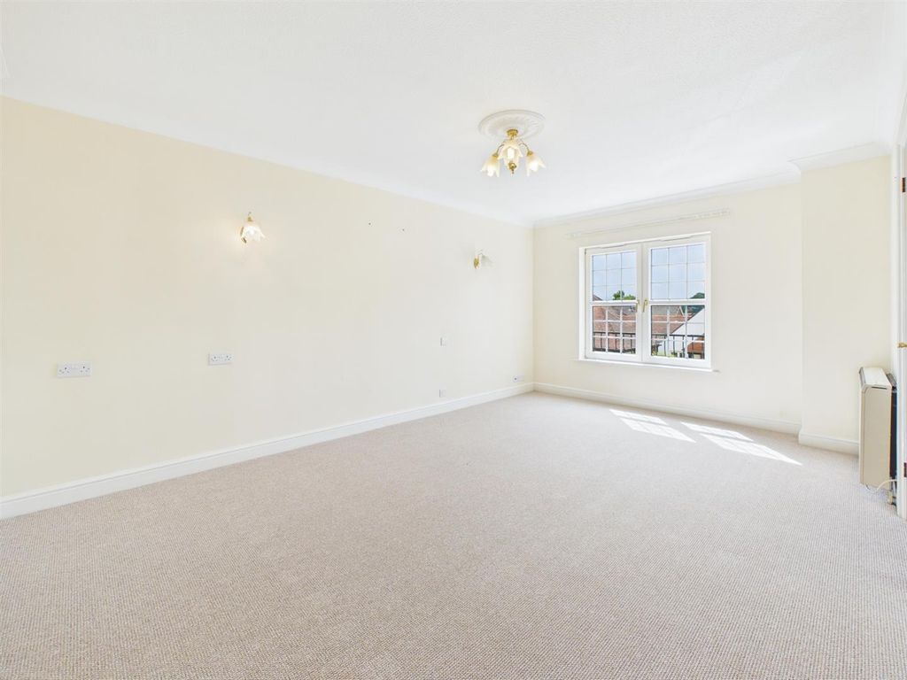 Property photo 2 of 7 Cam05510G0-Pr0224-Still003.Jpg