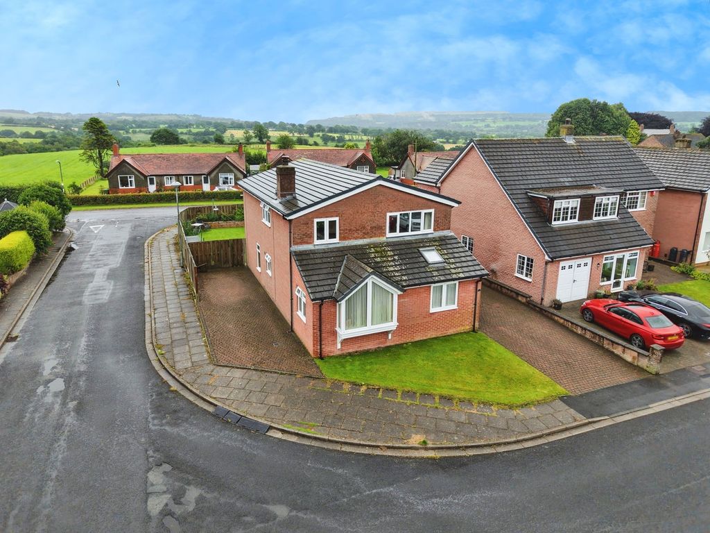 Property photo 1 of 38