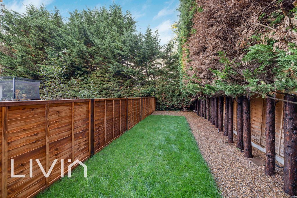 Property photo 1 of 13 120A9380