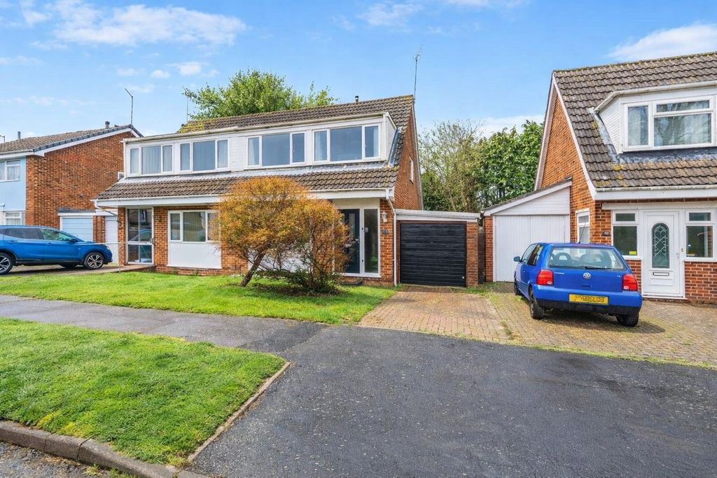 Property photo 1 of 17