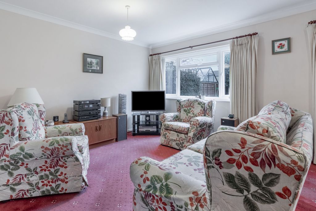 Property photo 3 of 23 5