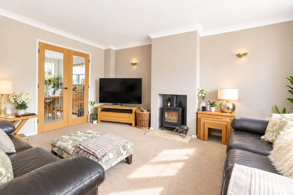 Property photo 3 of 21 Picture No. 06