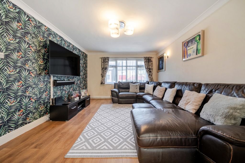 Property photo 2 of 22 1478788-20-6A3Cf9...