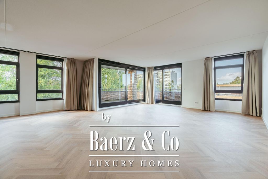 Property photo 1 of 55