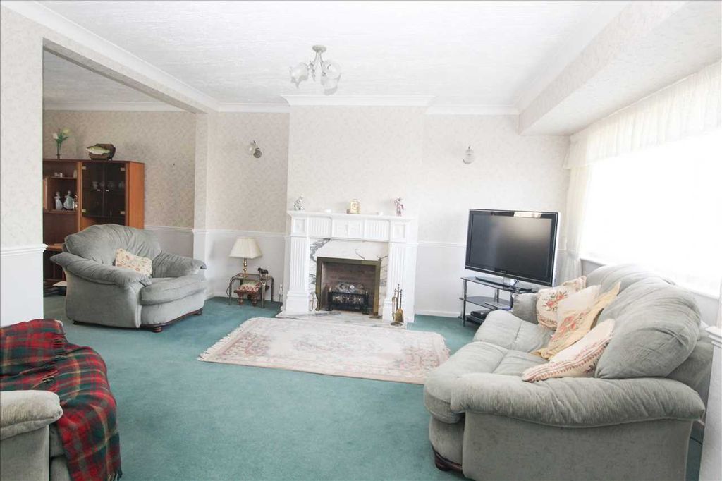 Property photo 2 of 15 Open Plan Lounge - Dining Room