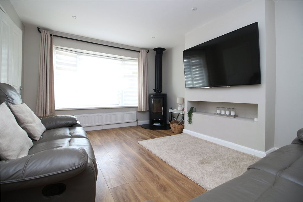 Property photo 2 of 13 Picture No. 02