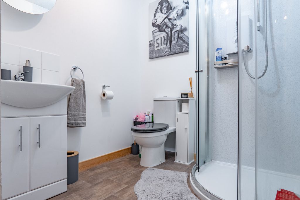 Additional image 16 of 2 bed flat for saleMurray Terrace, Inverness IV2