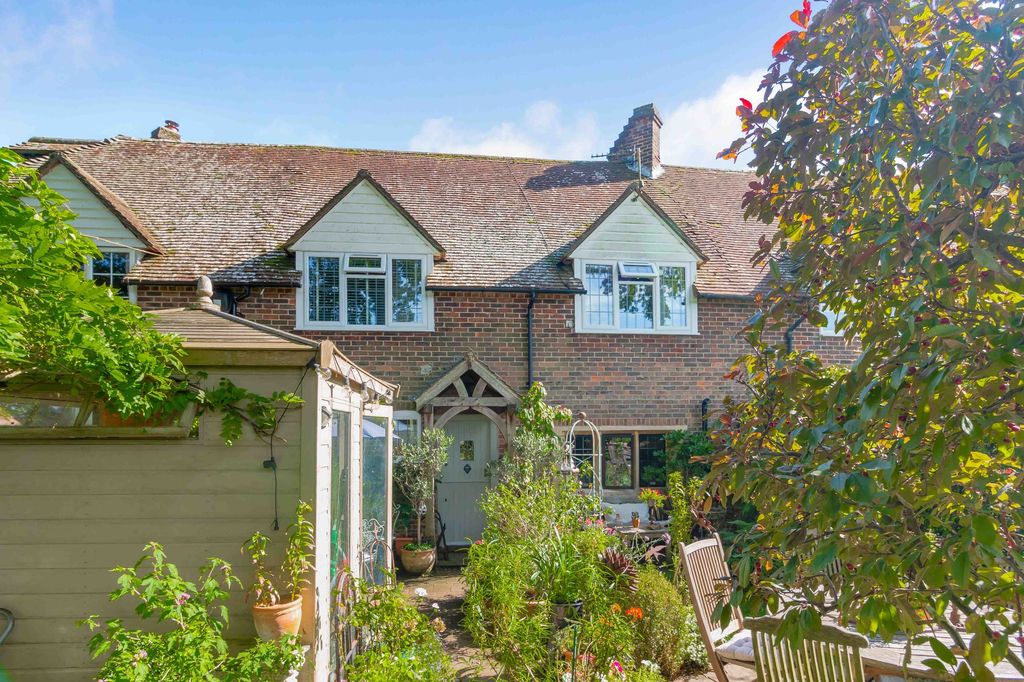 Property photo 1 of 37