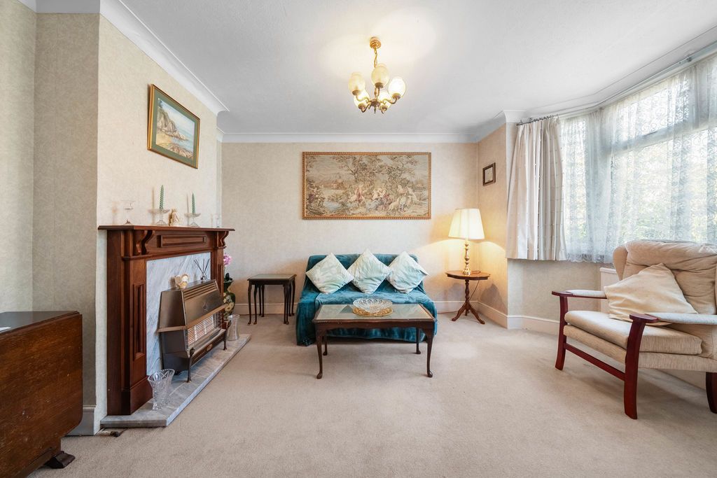 Property photo 2 of 16 Photo 8
