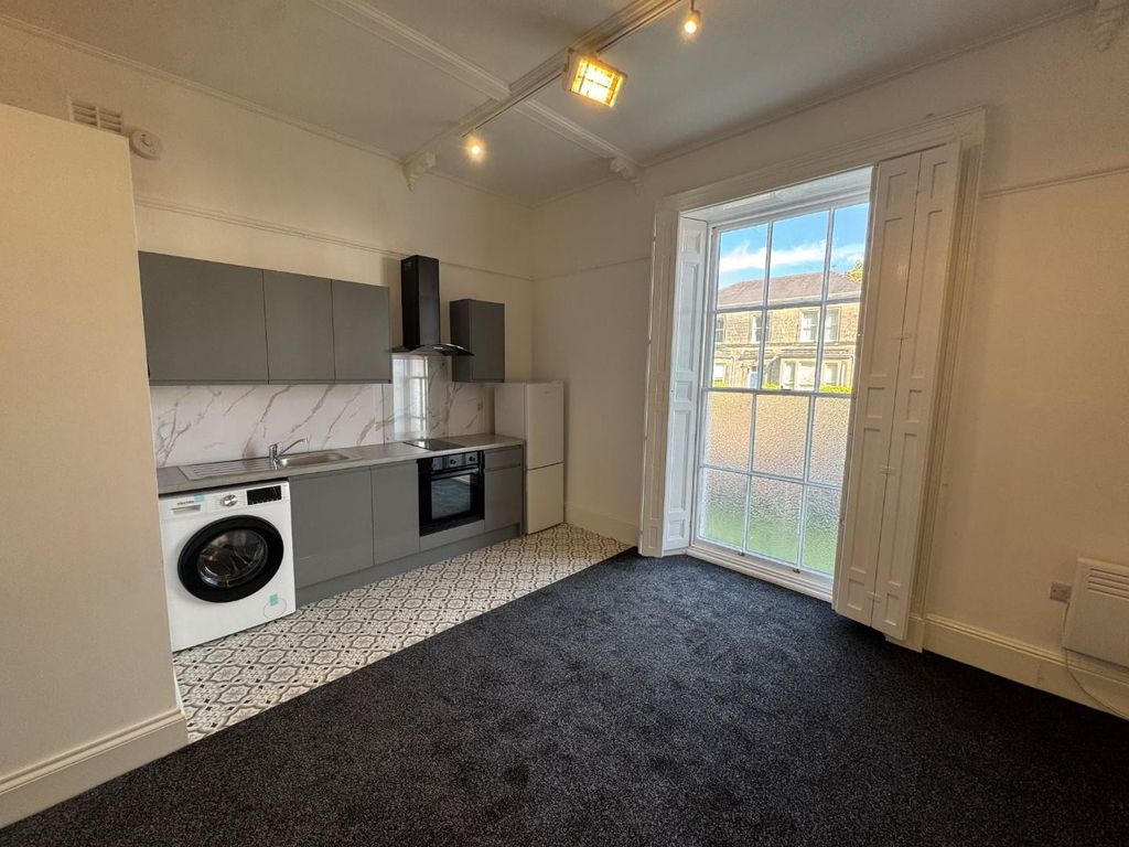 Property photo 3 of 9 3.Jpg