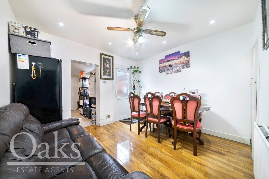 Property photo 2 of 8 Picture No. 03