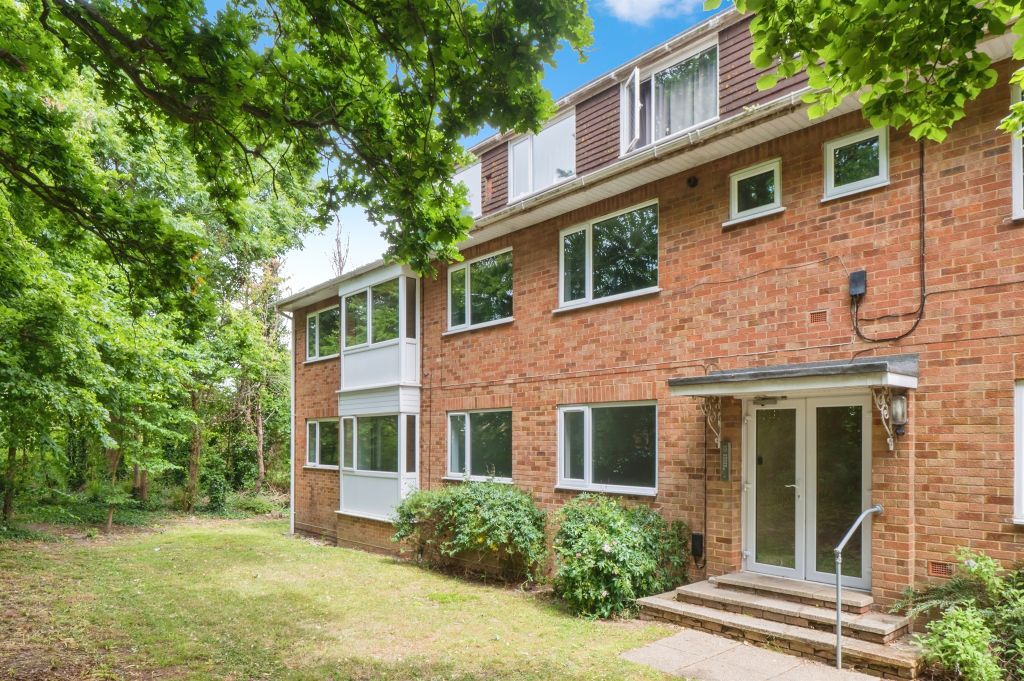 Property photo 1 of 9