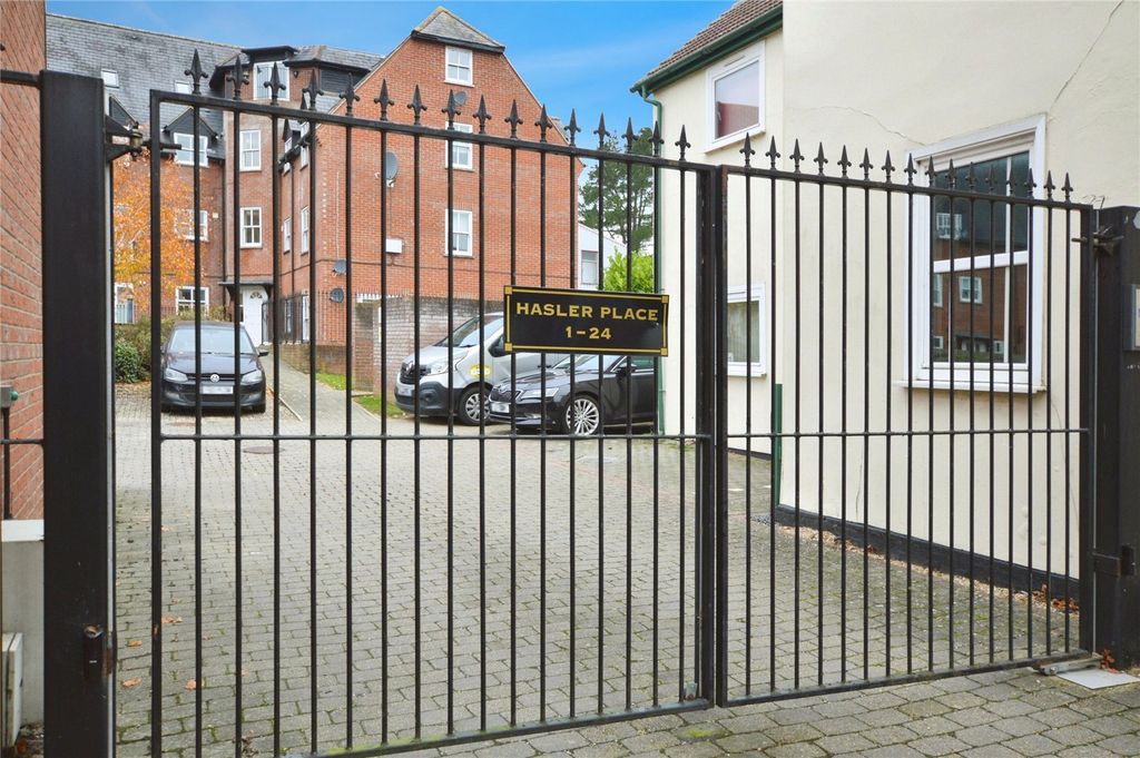 Property photo 2 of 15 Picture No. 09