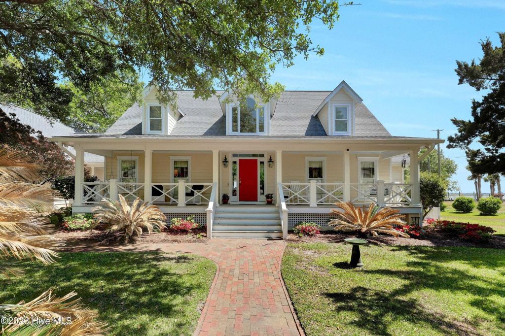 Property photo 1 of 31