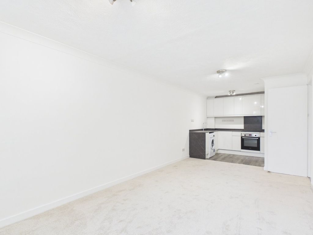 Property photo 3 of 8 Picture No. 08