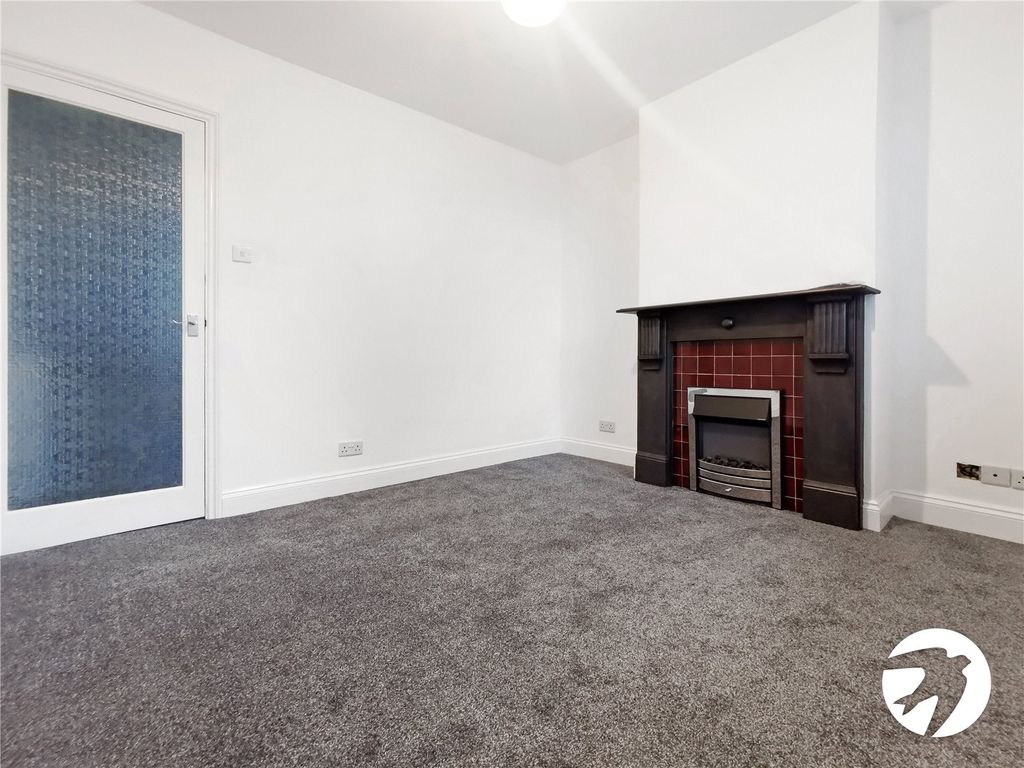 Property photo 2 of 10 Picture No. 01