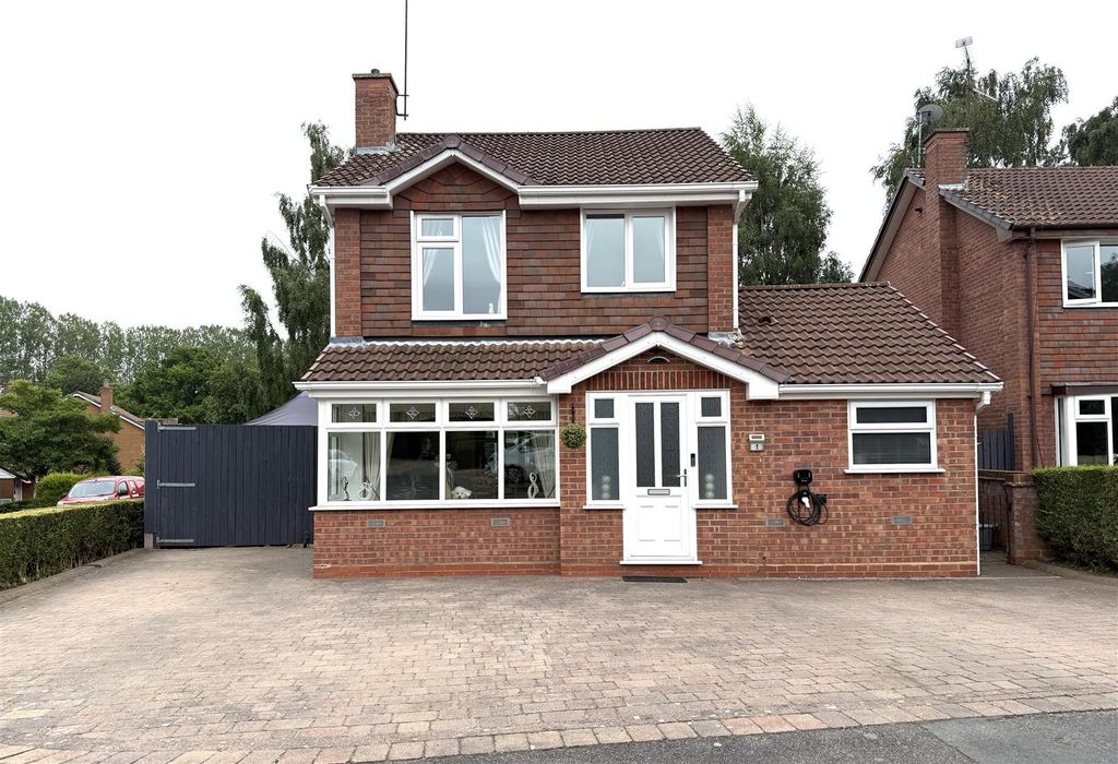 Property photo 1 of 28 1 Aston.Jpeg
