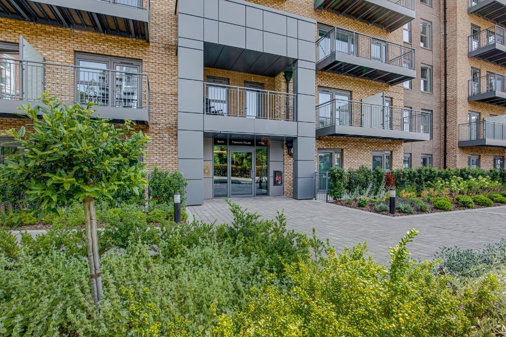 Property photo 1 of 23