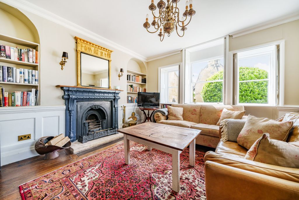 Property photo 3 of 14