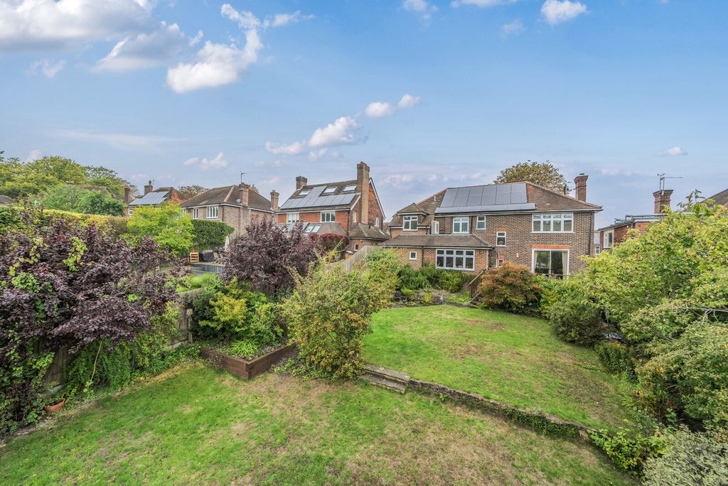 Property photo 1 of 18 1350921-2-68Cac96...