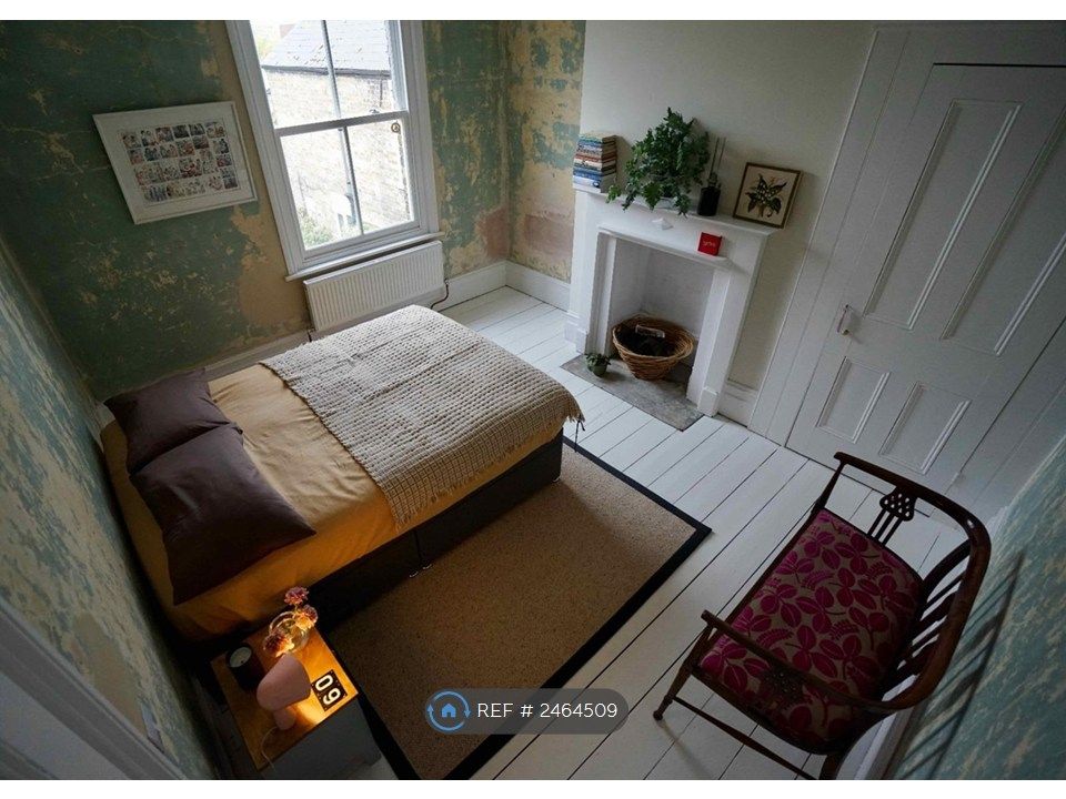 Property photo 1 of 28