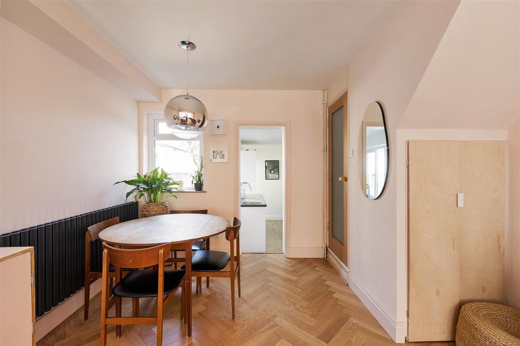 Property photo 3 of 36 Img_9031.Jpg