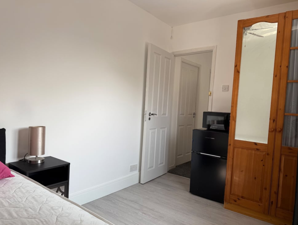 Property photo 2 of 4