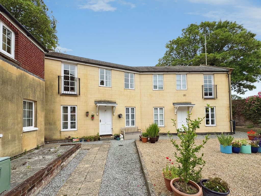 Property photo 1 of 12 3688F72F-1