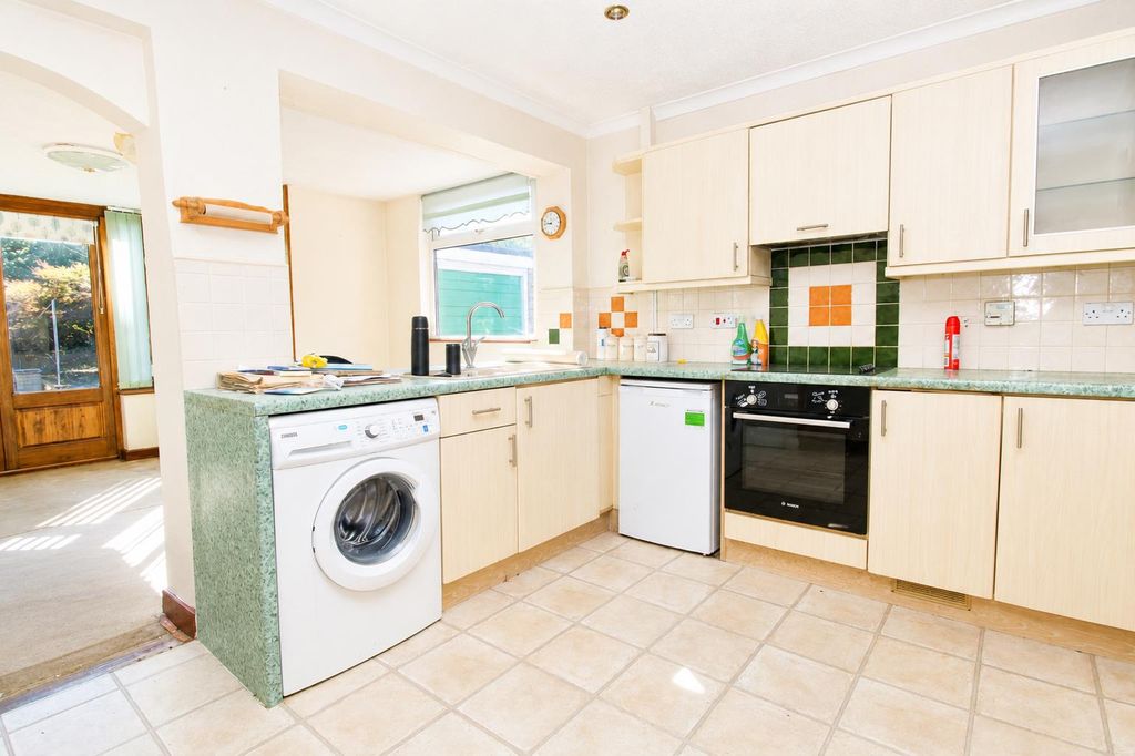 Property photo 3 of 16 F01F5396-F84B-464A-8533-72886Ab5d44B.Png