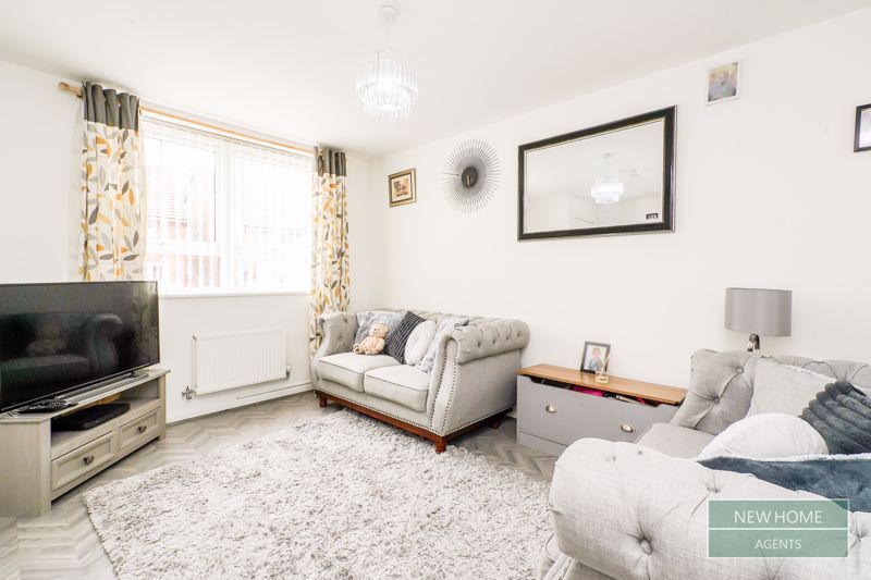 Property photo 2 of 17 Photo 12