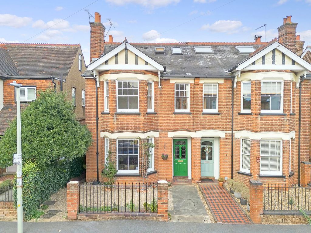Property photo 1 of 23
