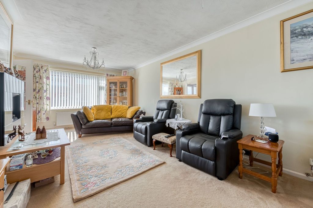 Property photo 3 of 22