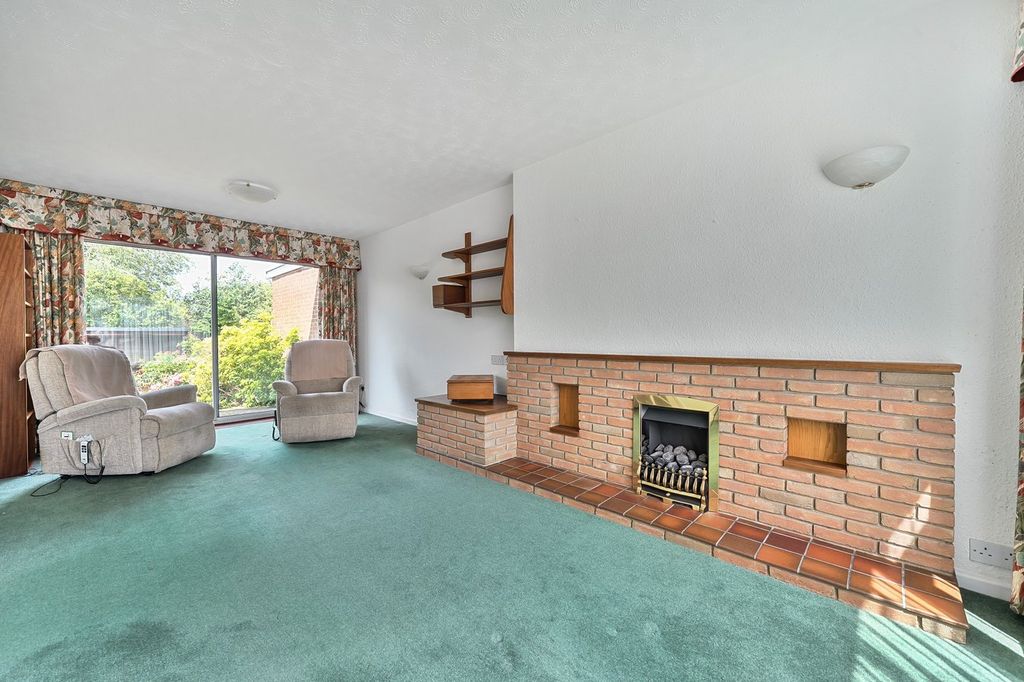Property photo 3 of 15