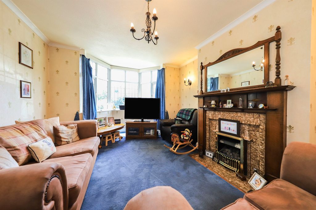 Property photo 3 of 16